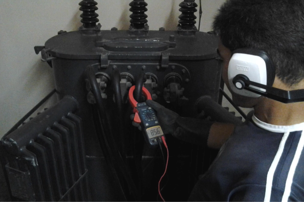 Contato NKR - Rio de Janeiro // Modernização de PC de Luz RJ